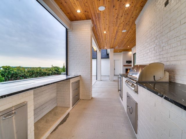 138 Stafford Drive, Heath, TX 75032
