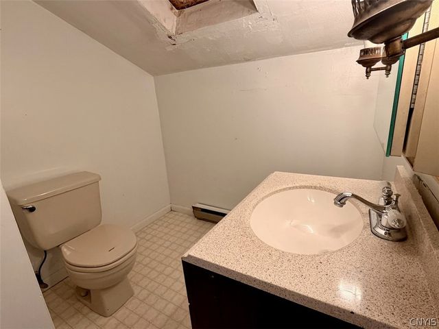 671 County Route 3, Granby, NY 13069