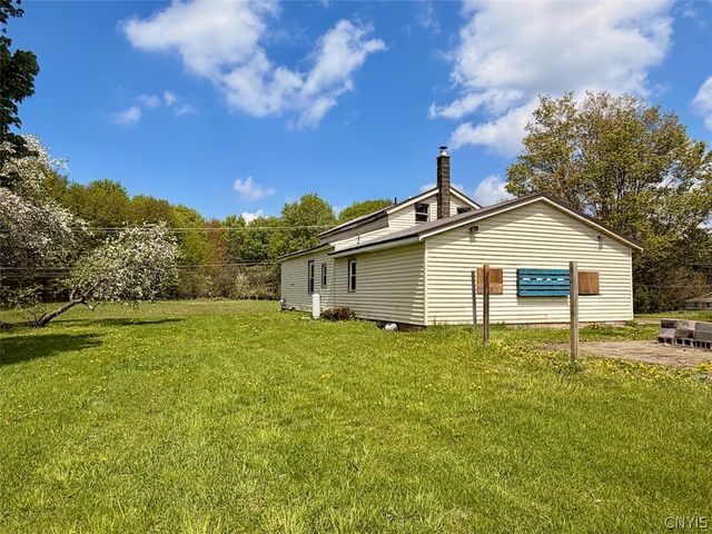 671 County Route 3, Granby, NY 13069
