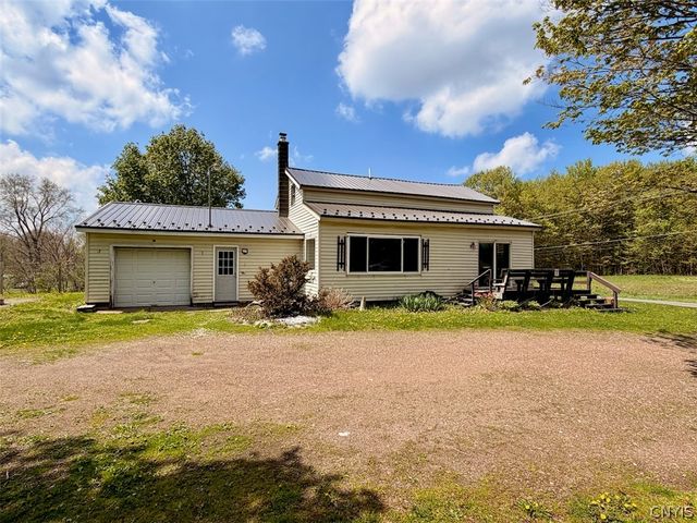 671 County Route 3, Granby, NY 13069
