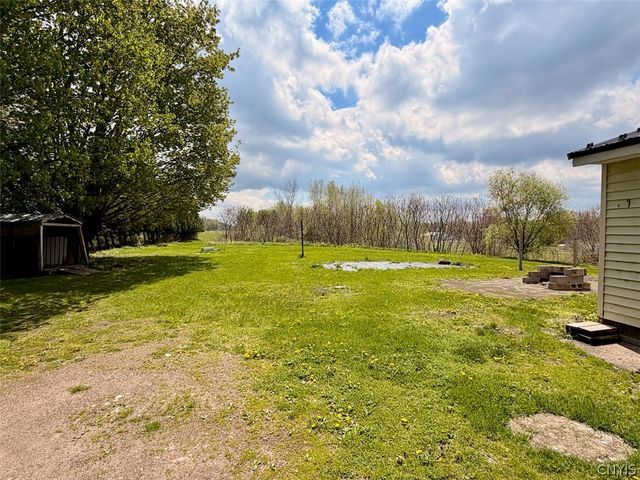 671 County Route 3, Granby, NY 13069