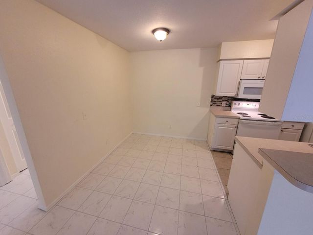 36321 STONEWOOD LANE 103, Zephyrhills, FL 33541