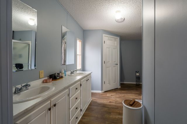 209 Matthews St, Waynesboro, TN 38485