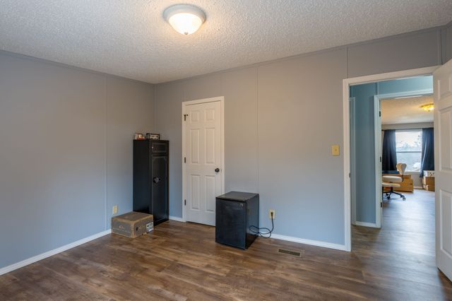 209 Matthews St, Waynesboro, TN 38485