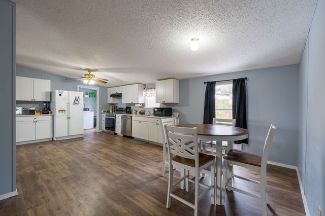 209 Matthews St, Waynesboro, TN 38485