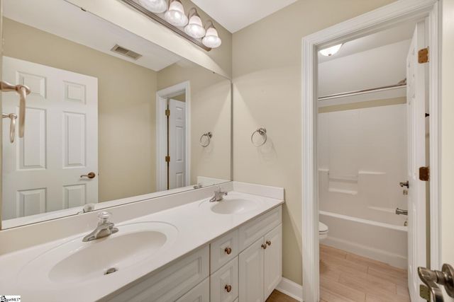 206 Abercorn Way, Simpsonville, SC 29681