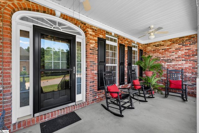 206 Abercorn Way, Simpsonville, SC 29681