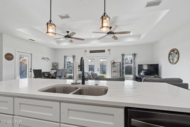 909 Mallory Drive, Panama City, FL 32405