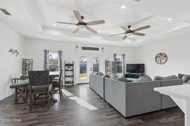 909 Mallory Drive, Panama City, FL 32405