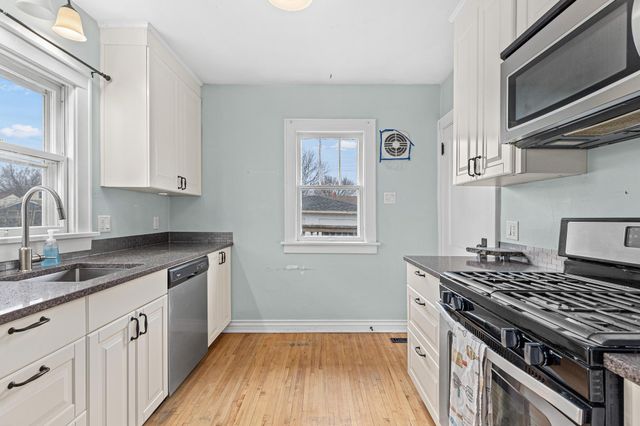 1131 Minnehaha Avenue W, Saint Paul, MN 55104