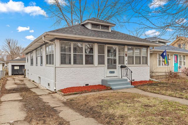 1131 Minnehaha Avenue W, Saint Paul, MN 55104