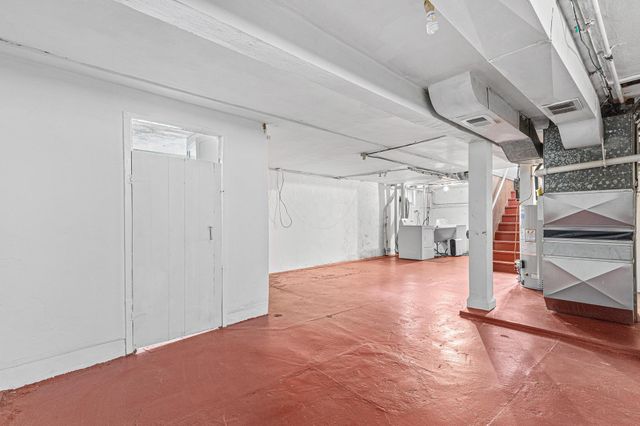 1131 Minnehaha Avenue W, Saint Paul, MN 55104