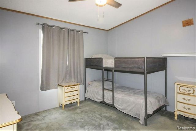 372 Holly Glen, Monroe, MI 48161