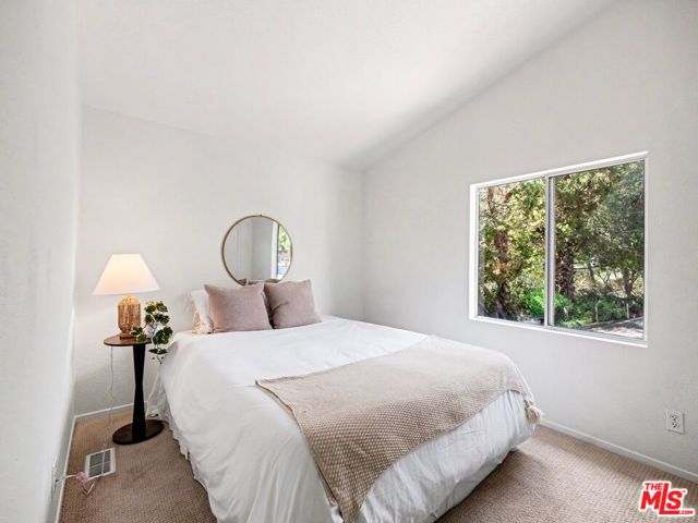 1161 Comanche, Topanga (los Angeles), CA 90290