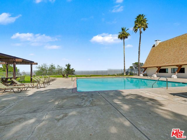 1161 Comanche, Topanga (los Angeles), CA 90290