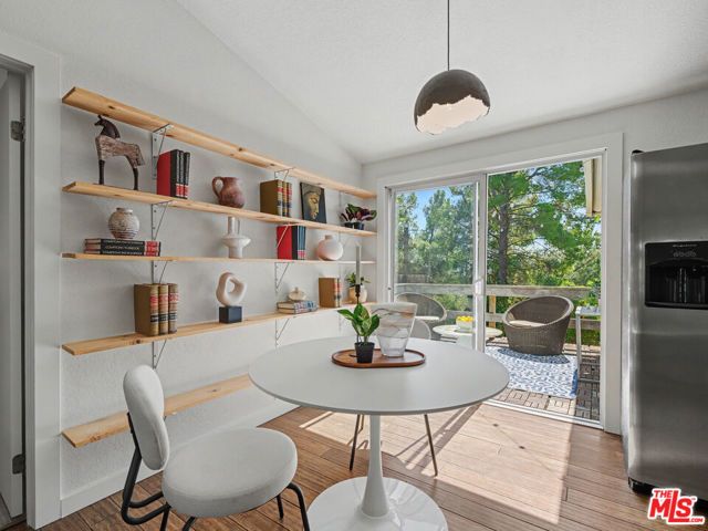 1161 Comanche, Topanga (los Angeles), CA 90290