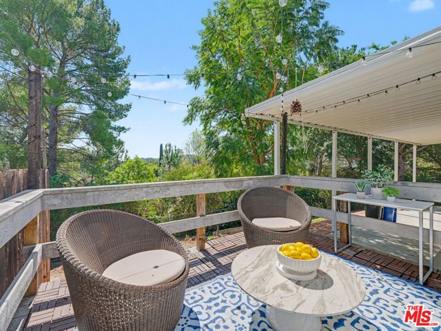 1161 Comanche, Topanga (los Angeles), CA 90290