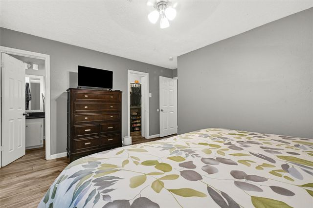 818 James Street, Deer Park, TX 77536