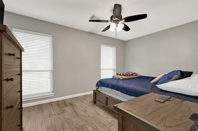 818 James Street, Deer Park, TX 77536