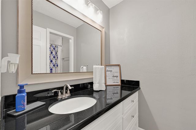 818 James Street, Deer Park, TX 77536