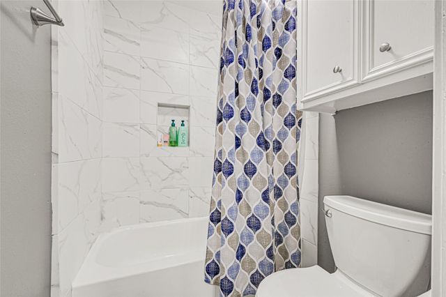 818 James Street, Deer Park, TX 77536