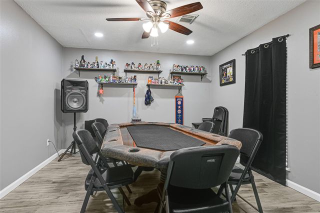 818 James Street, Deer Park, TX 77536