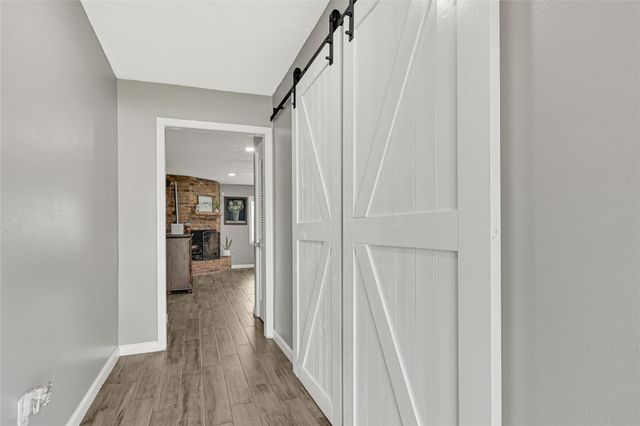 818 James Street, Deer Park, TX 77536