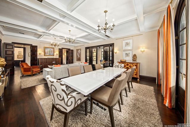 20 Thornhurst, San Antonio, TX 78218