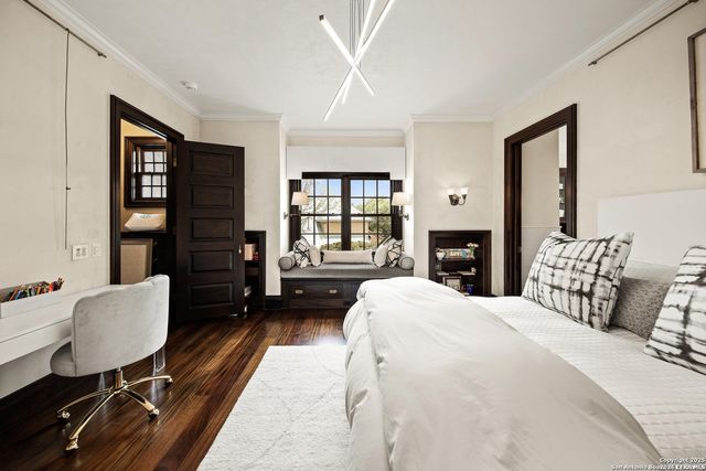 20 Thornhurst, San Antonio, TX 78218