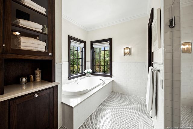 20 Thornhurst, San Antonio, TX 78218