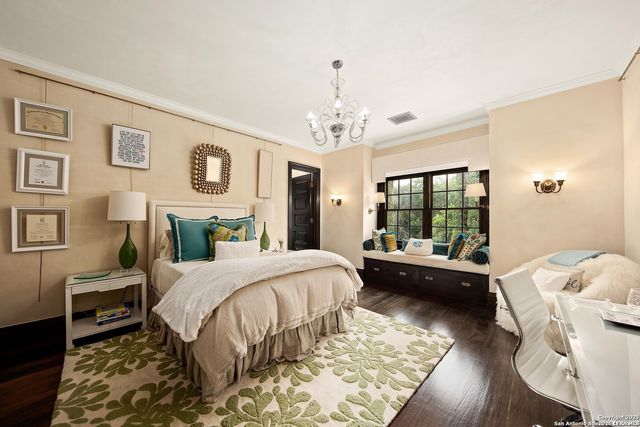 20 Thornhurst, San Antonio, TX 78218