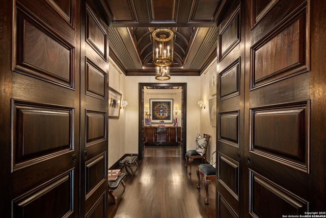 20 Thornhurst, San Antonio, TX 78218