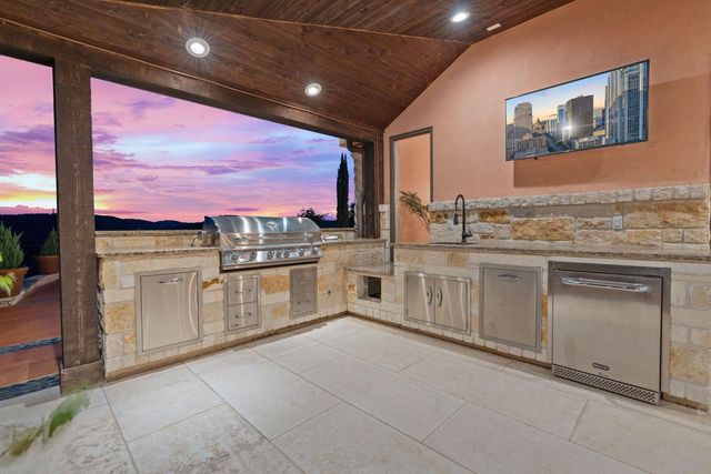 10601 Hill DR, Leander, TX 78641