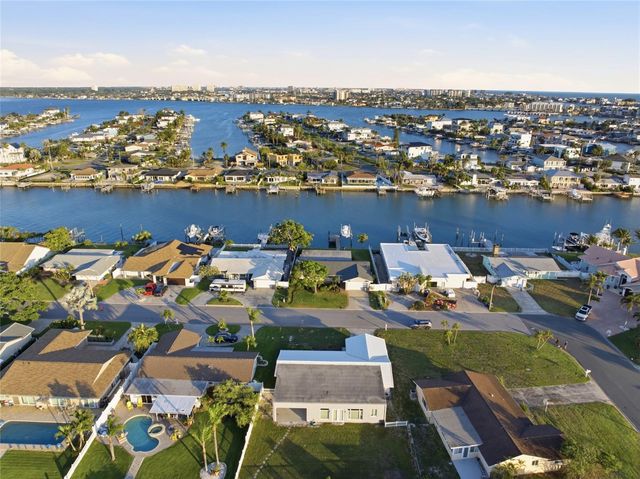 710 116TH AVENUE, Treasure Island, FL 33706