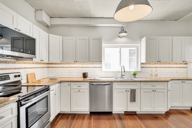 16 Sanford Street 16, Melrose, MA 02176
