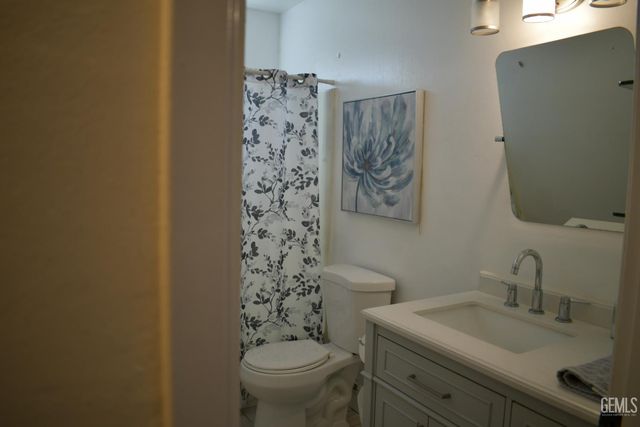 3629 Eisenhower Ave, Bakersfield, CA 93309