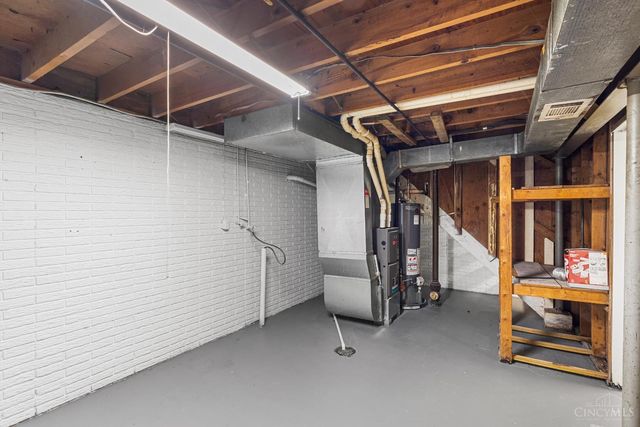 2171 Rangoon Court, Forest Park, OH 45240