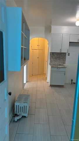 8735 Marygrove Drive, Detroit, MI 48221