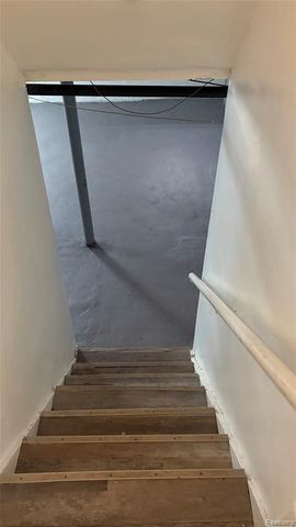 8735 Marygrove Drive, Detroit, MI 48221