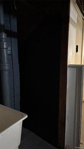 8735 Marygrove Drive, Detroit, MI 48221