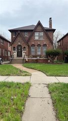 8735 Marygrove Drive, Detroit, MI 48221