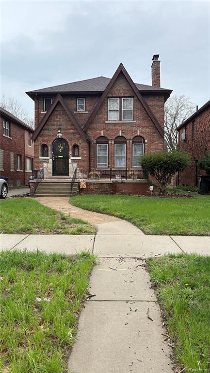 8735 Marygrove Drive, Detroit, MI 48221