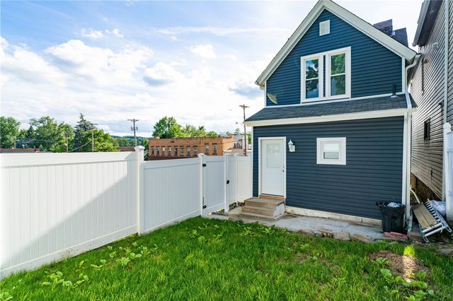 202 Hazelwood Avenue, Emsworth, PA 15202