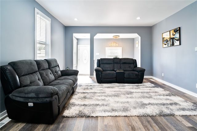 202 Hazelwood Avenue, Emsworth, PA 15202