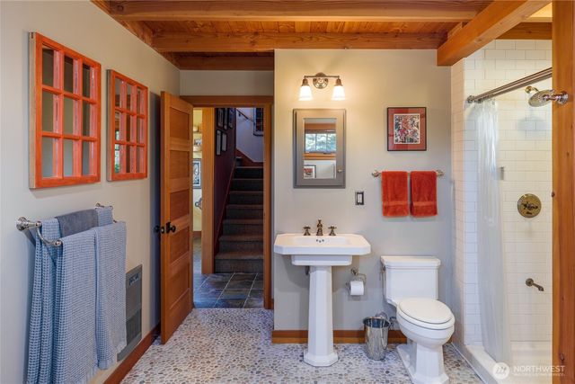 193 Hodgson Road, Lopez Island, WA 98261