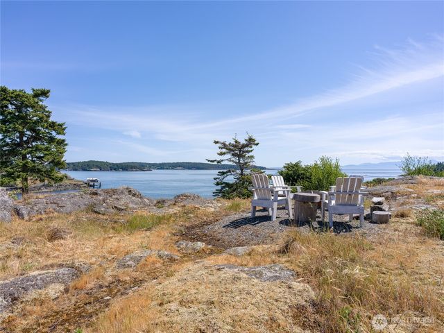 193 Hodgson Road, Lopez Island, WA 98261