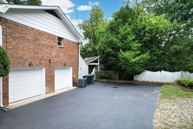 7104 Moreview Road, Chattanooga, TN 37412