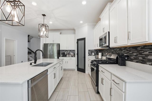 19493 FOREST GARDEN COURT, Brooksville, FL 34601