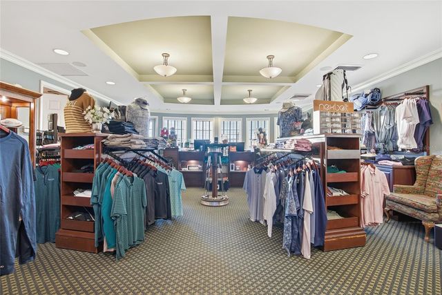 19493 FOREST GARDEN COURT, Brooksville, FL 34601