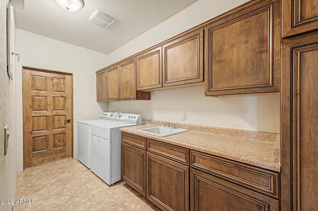 5345 S GOLD CANYON Drive, Gold Canyon, AZ 85118